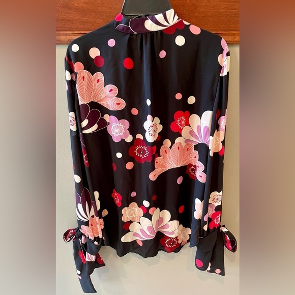 Ann Taylor Vibrant Floral Bow Cuff Black Long Sleeve Keyhole Blouse Feminine Fun - Picture 6 of 10